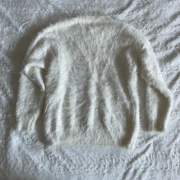 miu miu sweater - Picture 2 of 3